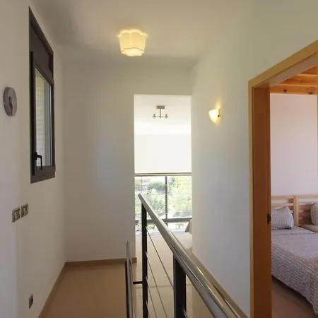 Sleeps 14 Pool Wifi Villa *